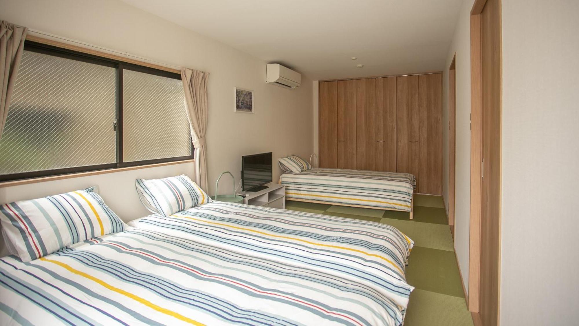 Clover Heights Apartment Osaka