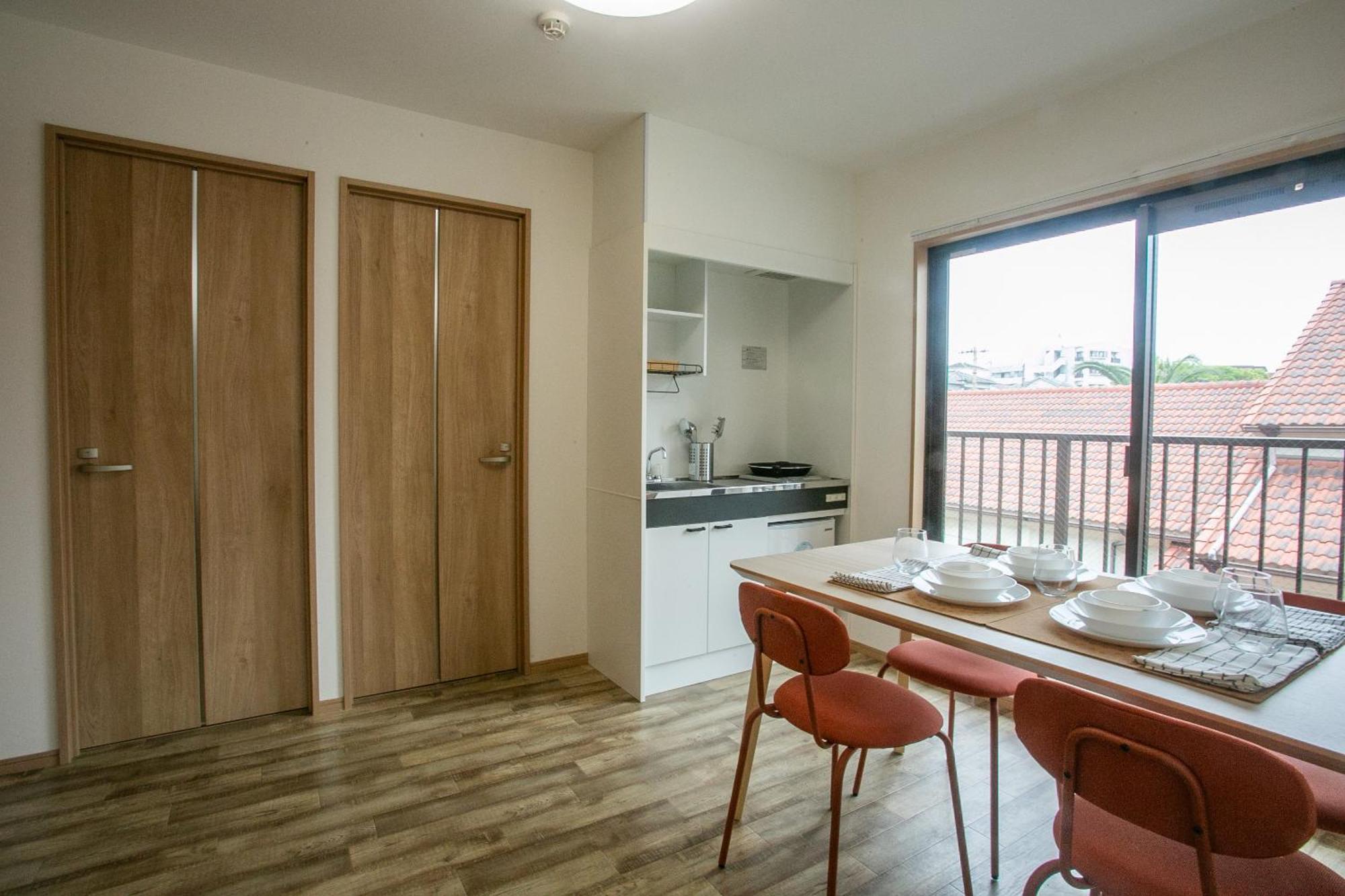Apartment Clover Heights